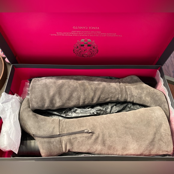 Vince Camuto Sabana knee high boots size 6.5 - Picture 6 of 6